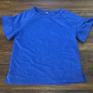 Blue ruffle short sleeve shirt